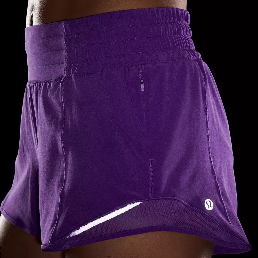 NWT LULULEMON - Hotty Hot HR Lined Short 2.5" - $68 - Size 10 - Picture 10 of 10